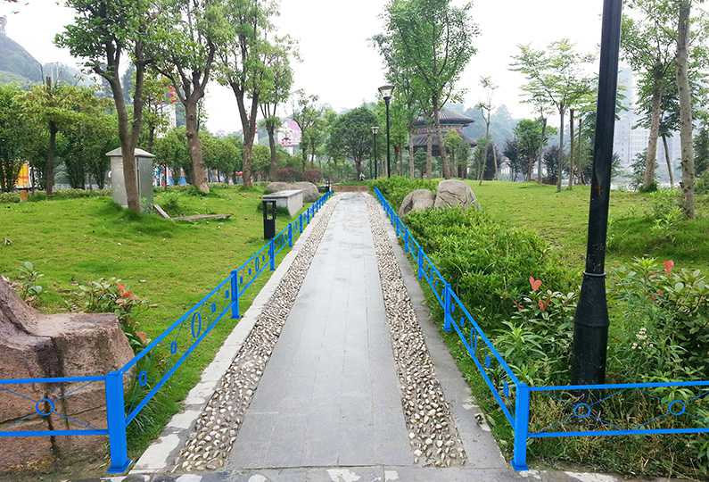 http://www.bbhot.cn/uploadfiles/211.149.184.142/webid1776/source/201805/152601724583.jpg